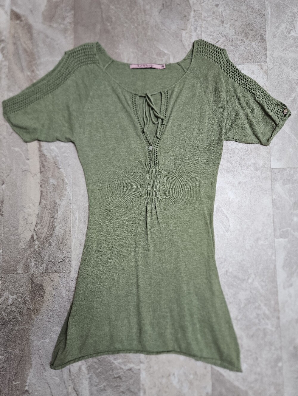 Sweater Knit Top. EUC.
